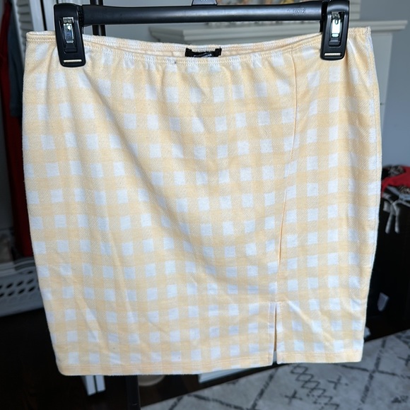 Rue21 Dresses & Skirts - Rue 21 Mini Skirt